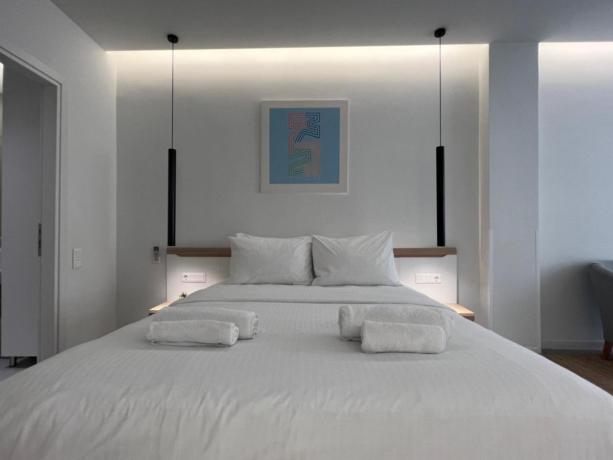 The Dazzling Glimpse Acropolis Suites 雅典 外观 照片