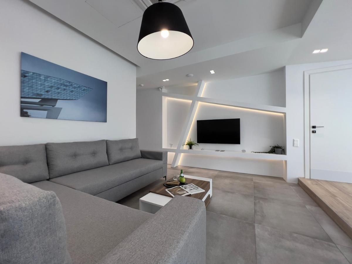 The Dazzling Glimpse Acropolis Suites 雅典 外观 照片