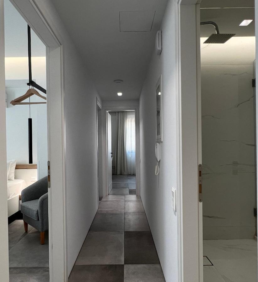 The Dazzling Glimpse Acropolis Suites 雅典 外观 照片