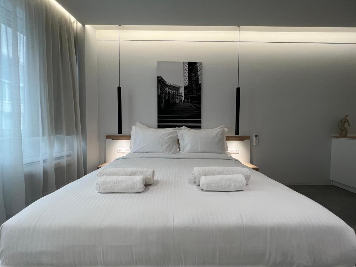 The Dazzling Glimpse Acropolis Suites 雅典 外观 照片