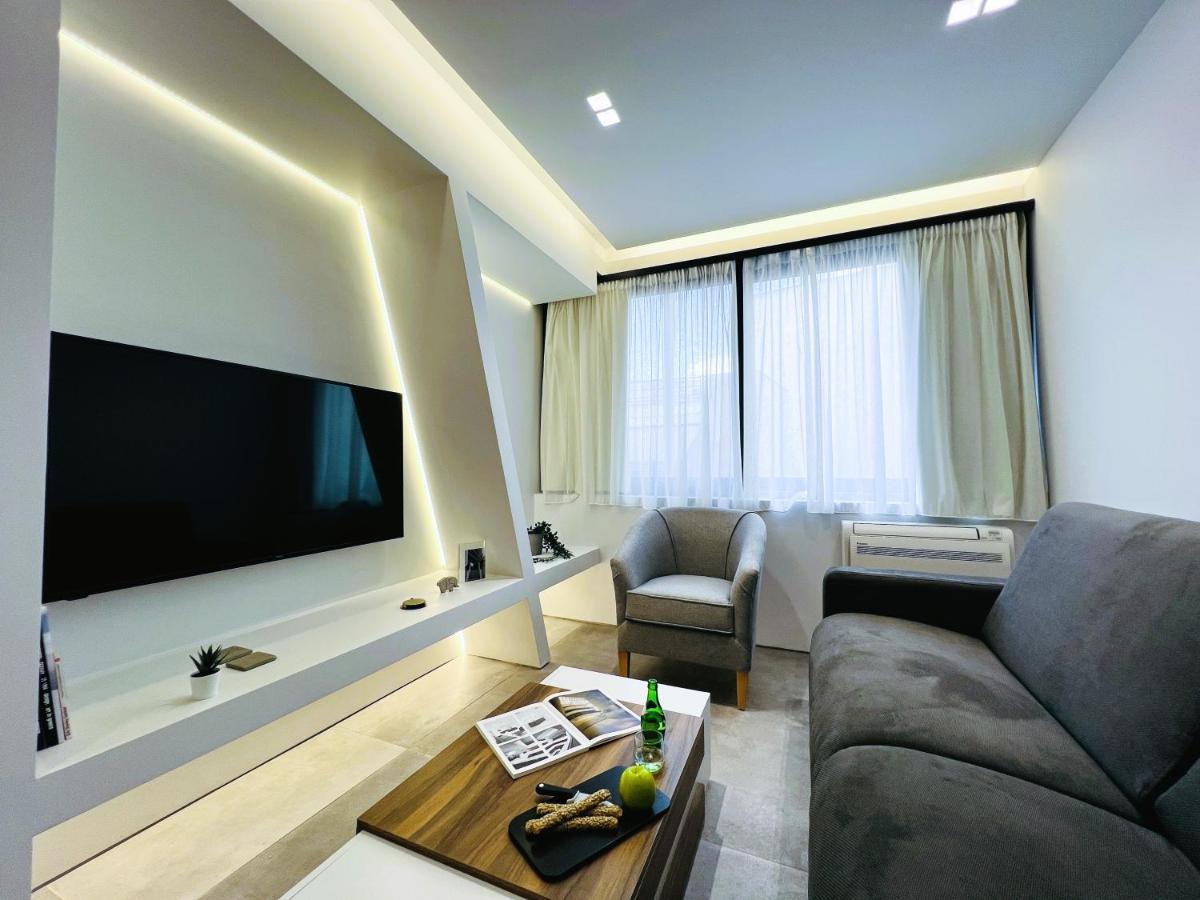 The Dazzling Glimpse Acropolis Suites 雅典 外观 照片