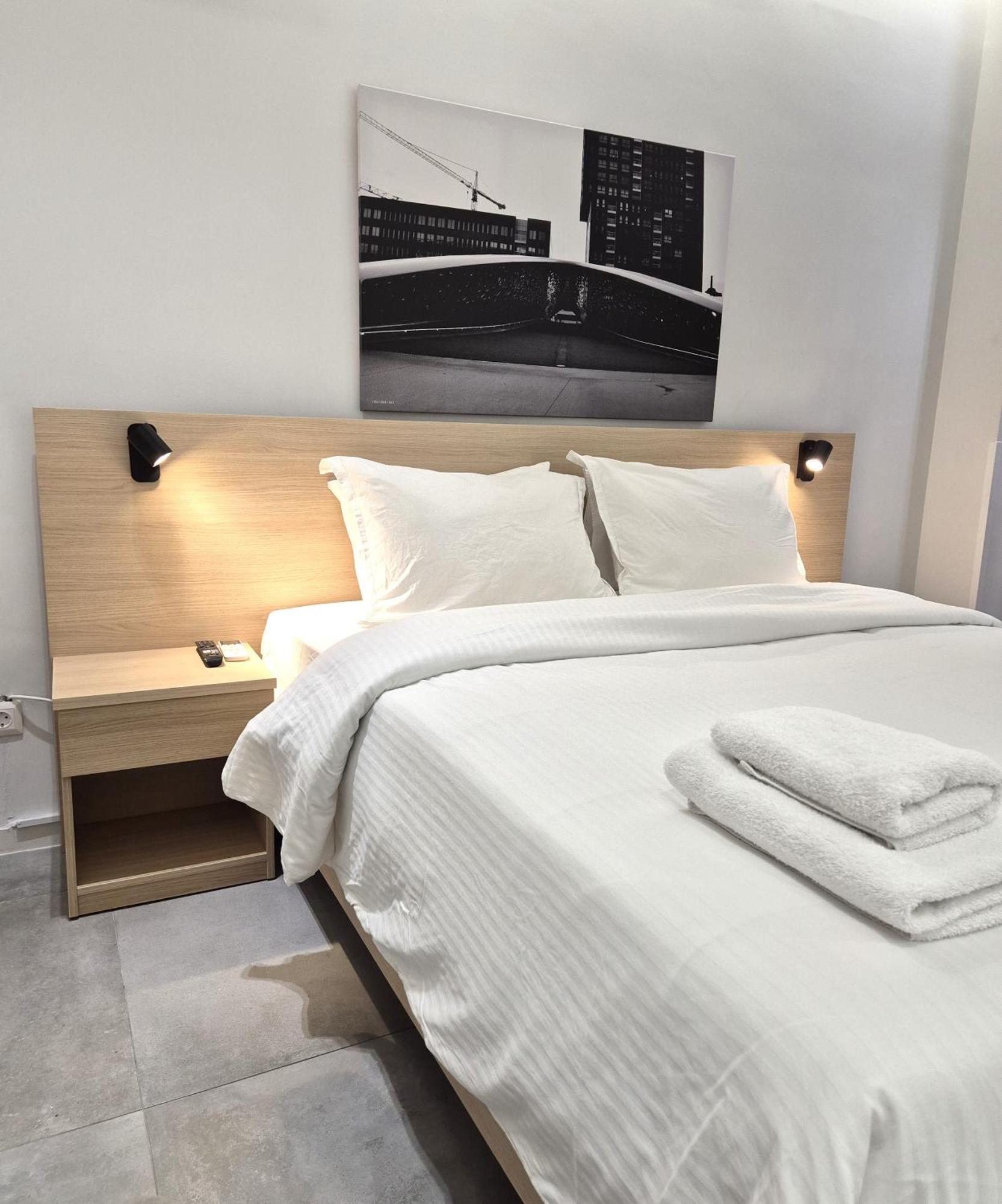 The Dazzling Glimpse Acropolis Suites 雅典 外观 照片